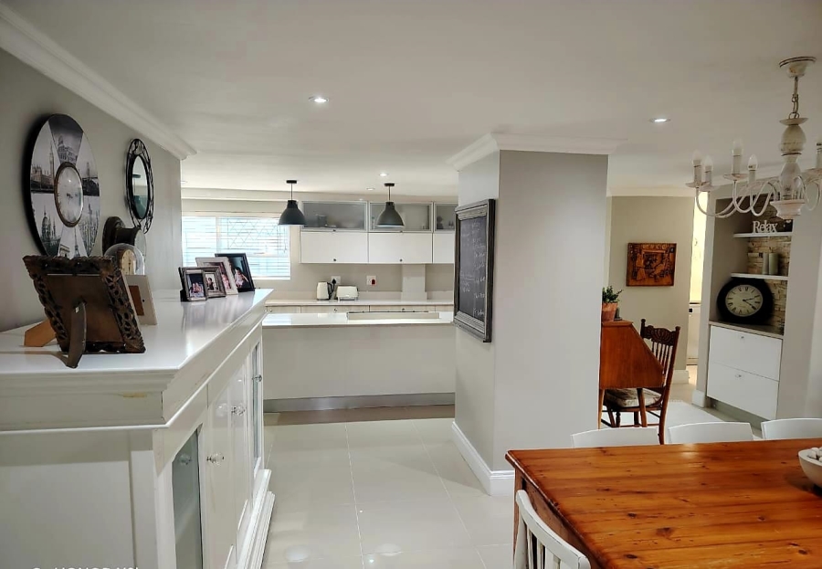 4 Bedroom Property for Sale in Nahoon Eastern Cape